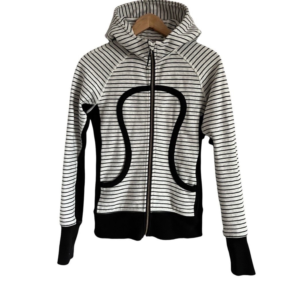 LuLulemon - Iconic Zip Up Hoodie ⭐️LIKE NEW⭐️ Black & White Striped